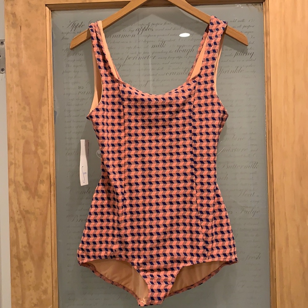 Seea women’s bathing suit size large NWT